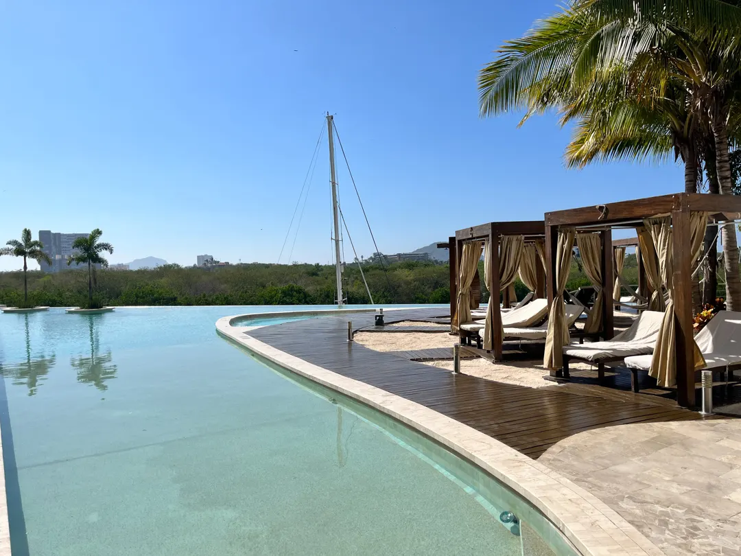 alberca departamento renta marina