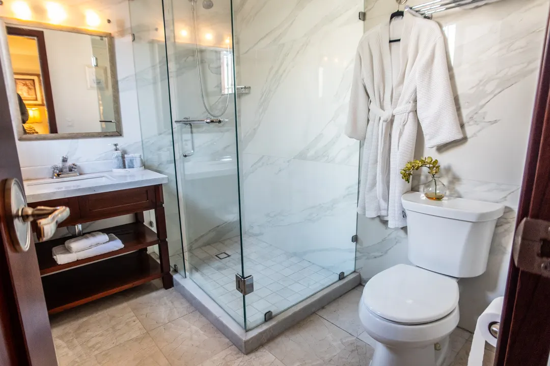 baño de la 5ta recamara Casa de Lujo en Centro Histórico Mazatlán