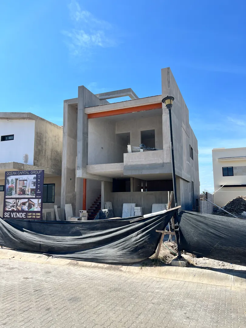 casa en venta en el delfin residencial, casa de lujo, Cerritos, alberca, casa lujosa, marina mazatlán, playa, inmobiliaria 5