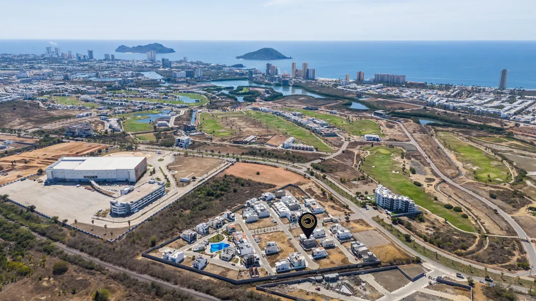 casa en venta en el delfin residencial, casa de lujo, Cerritos, alberca, casa lujosa, marina mazatlán, playa, inmobiliaria 44