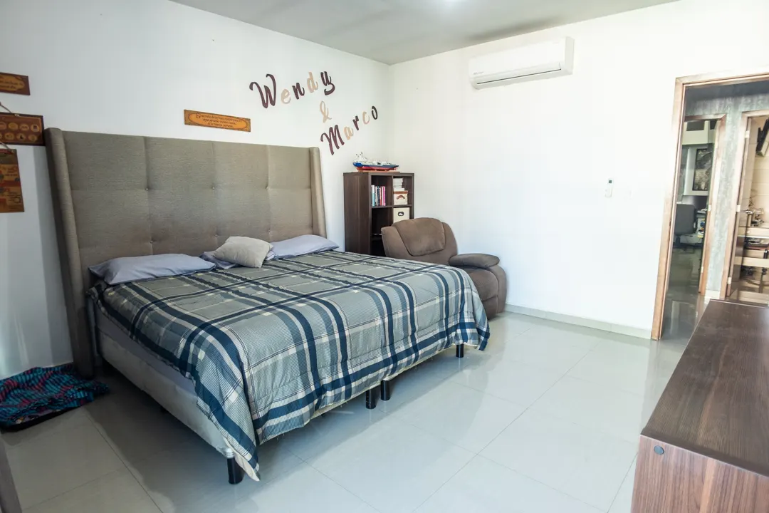 recamara principal casa venta real del Valle coto 13