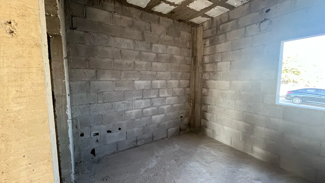 recamara en planta baja de casa en venta en rincon real