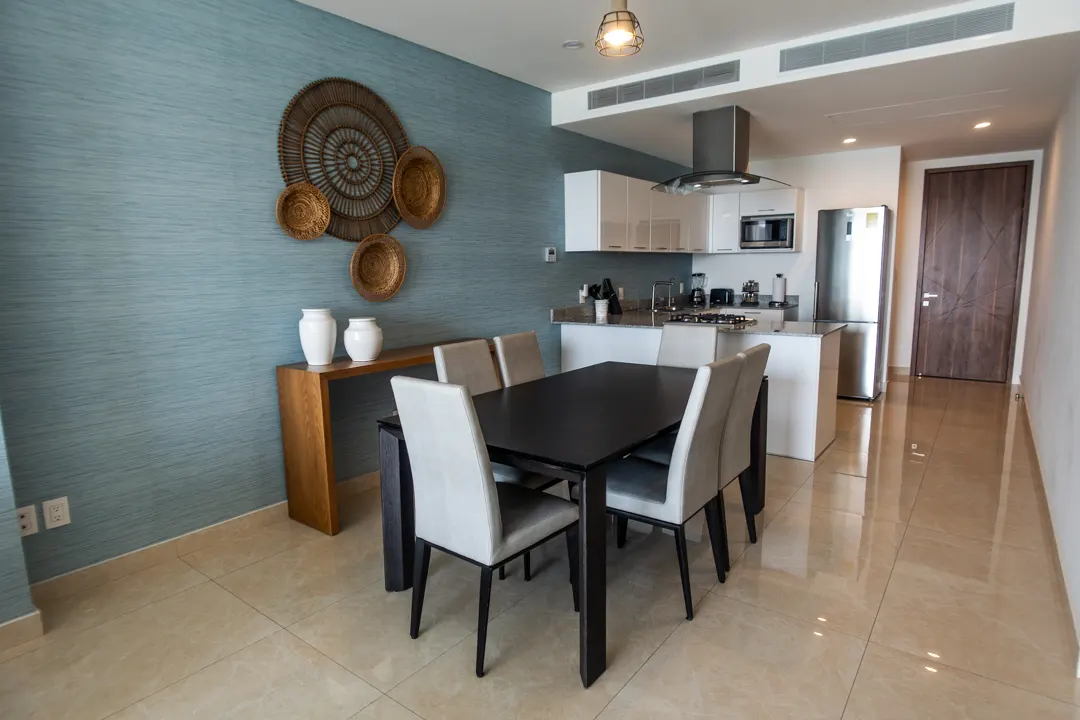 comedor departamento en venta camino al mar zona dorada
