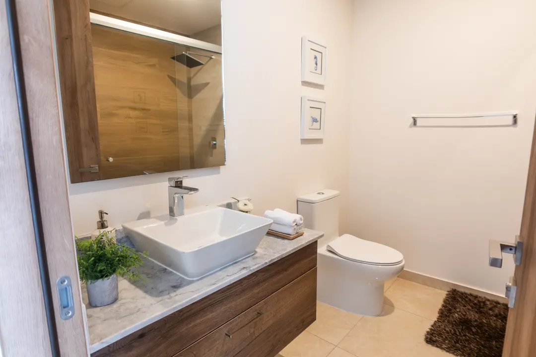 baño secundario departamento en venta camino al mar zona dorada