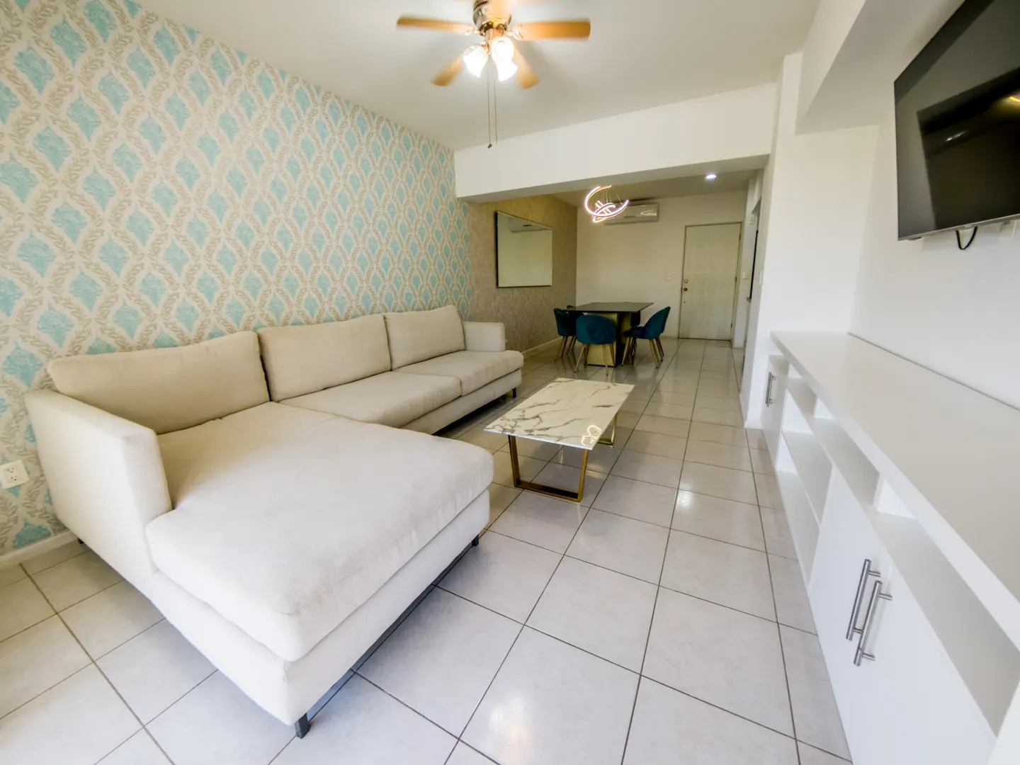 sala y comedor departamento venta quintas II