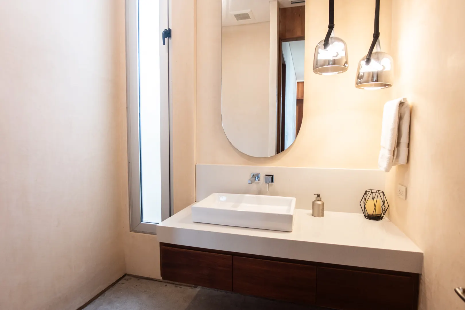 baño casa renta playa brujas