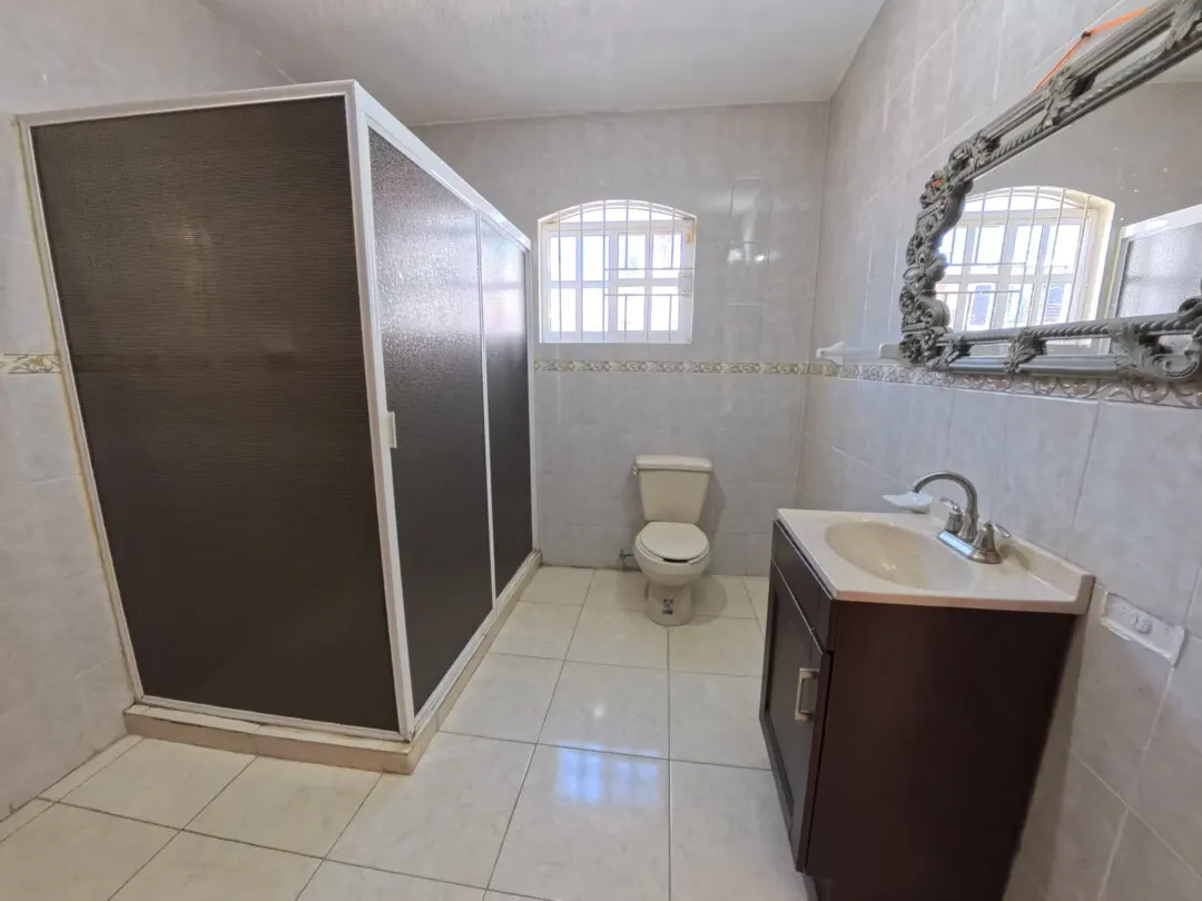 baño con regadera casa venta sábalo country en zona dorada