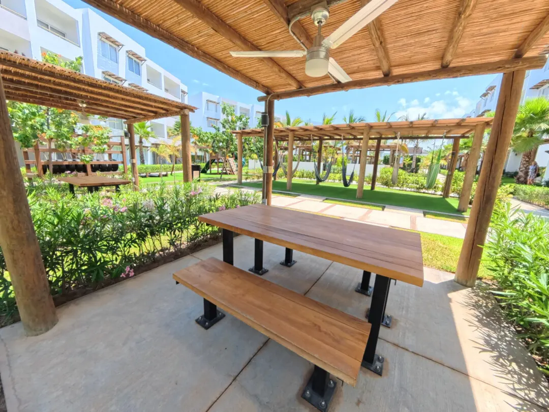 mesas con bancas departamento venta almarena