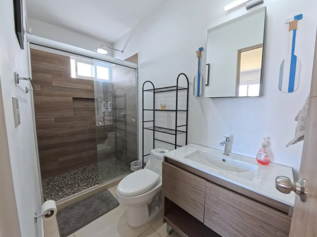 baño completo recámara principal departamento venta almarena