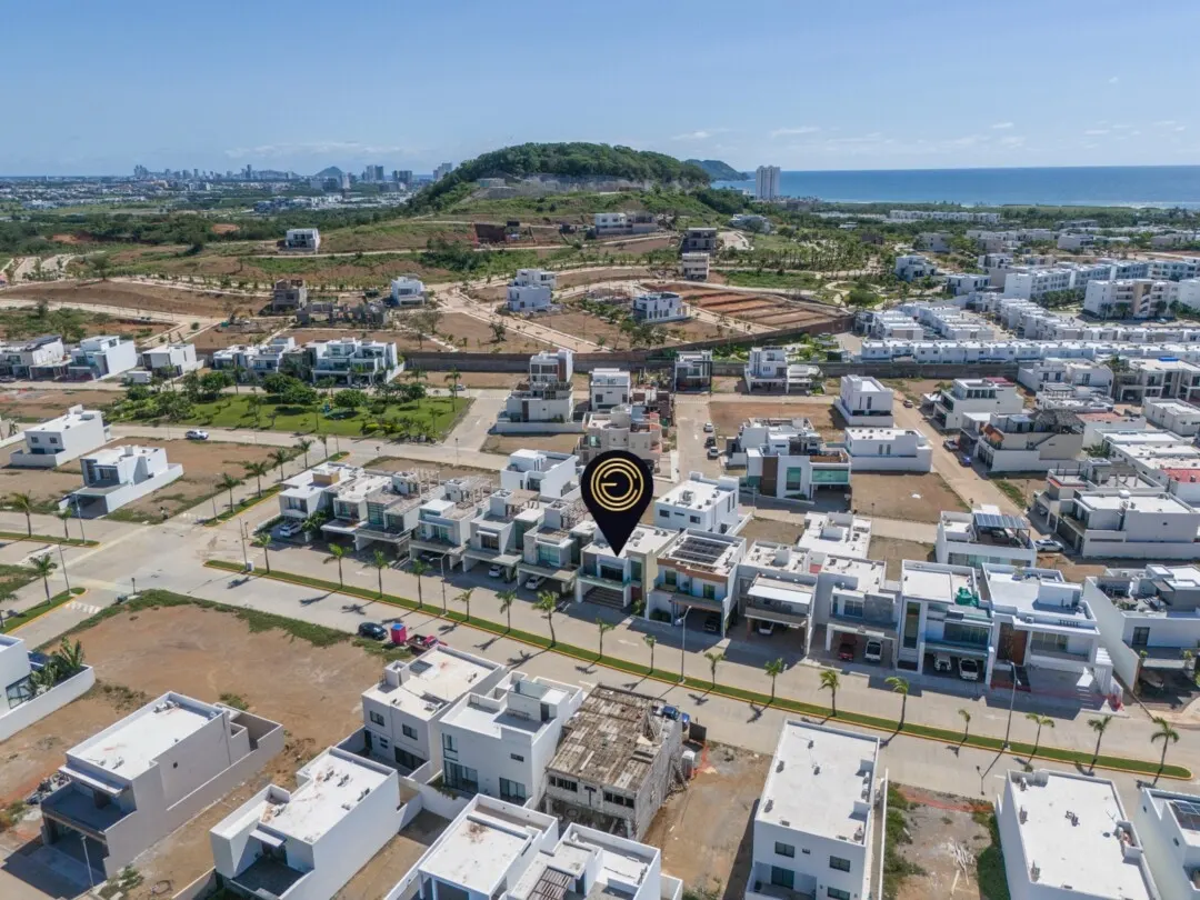 vista aerea Casa en venta Altabrisa Residencial Cerritos Mazatlan