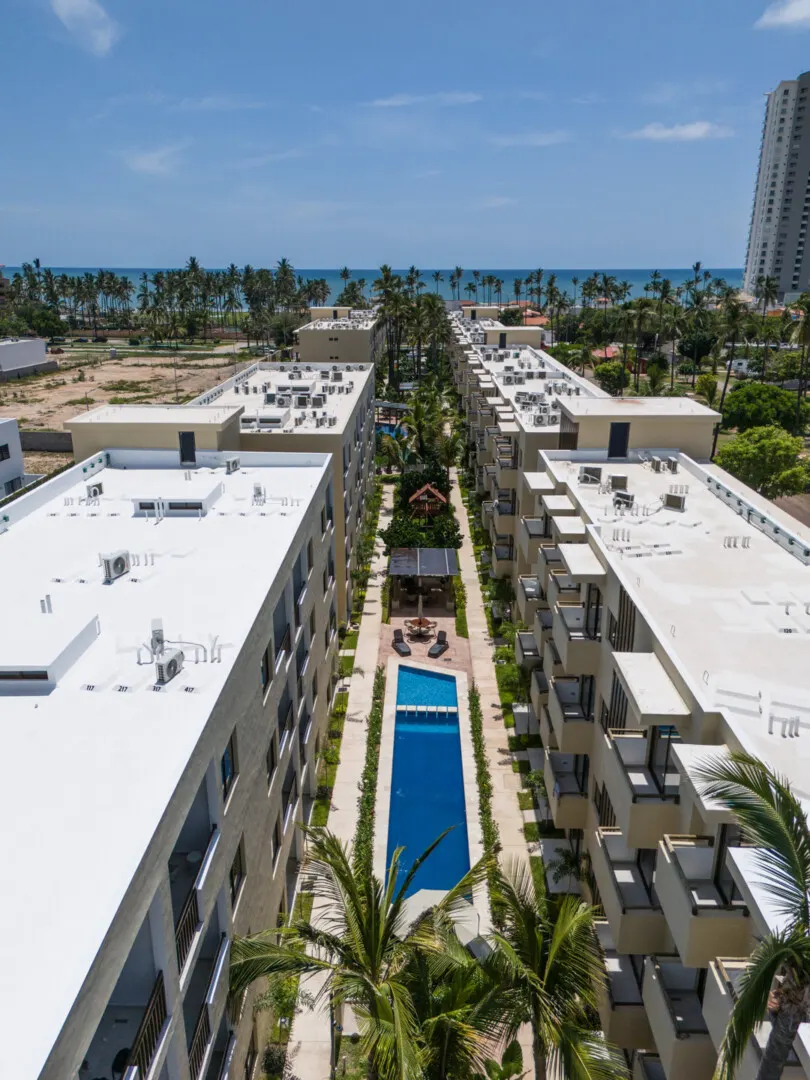 Departamento Renta Oceanna Mazatlan Cerritos vista pasillo aerea