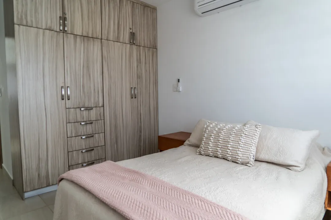 Recamara y Closet Casa Venta Almarena