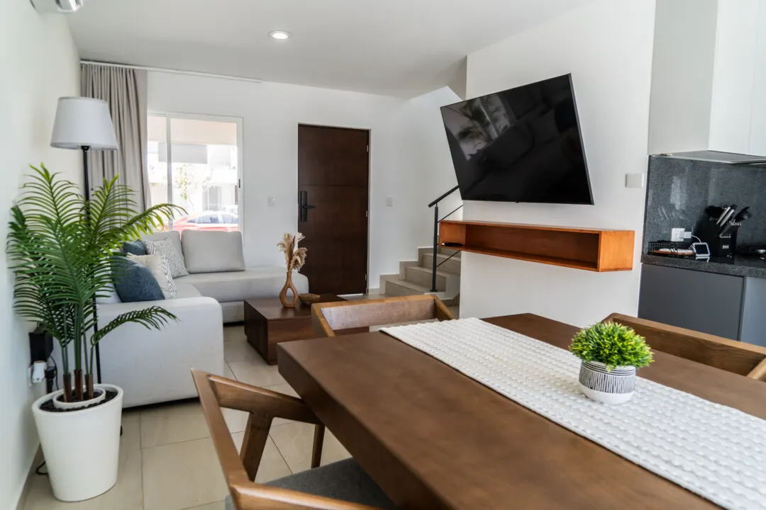 Sala con televisión Casa Venta Almarena