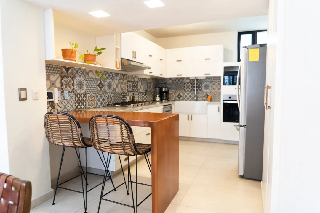 Cocina y desayunador Casa Renta Olas Altas