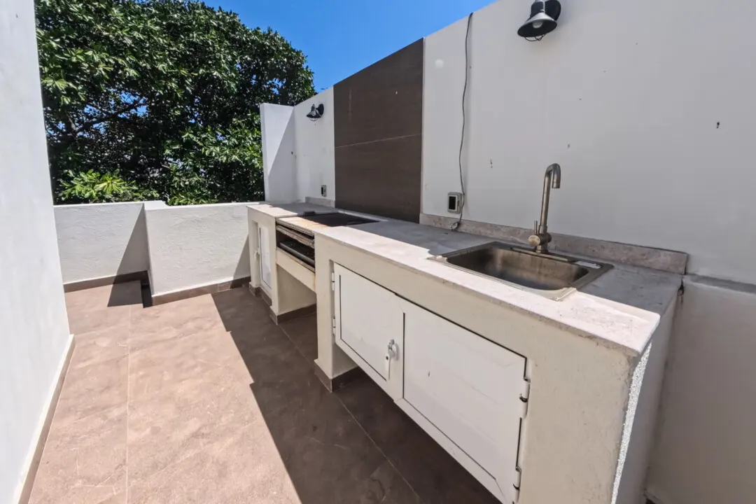 Area de asador Casa Renta Olas Altas