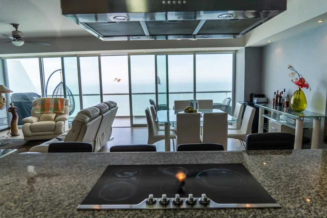 Cocina Condominio en Venta Península