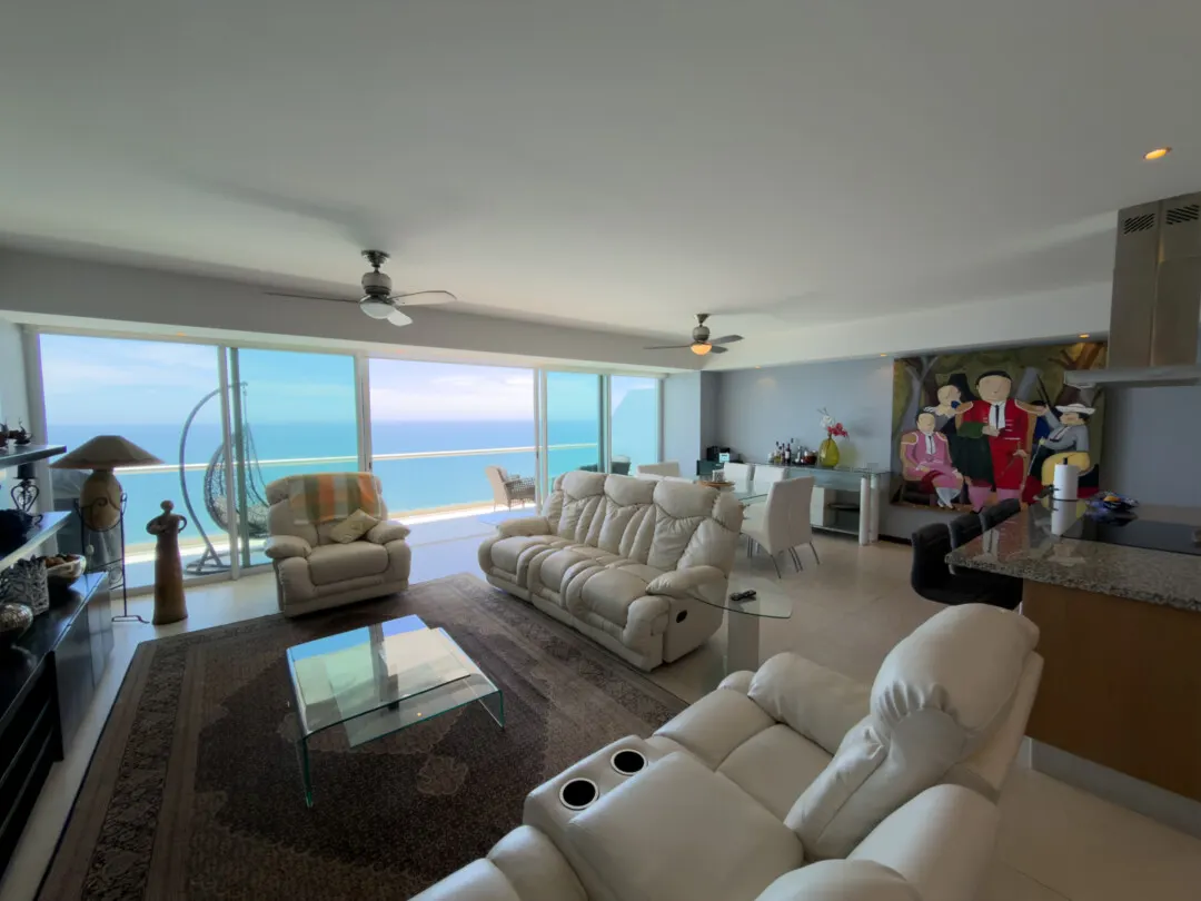 Condominio en Venta en Península Mazatlán | Vista al Mar en Cerritos