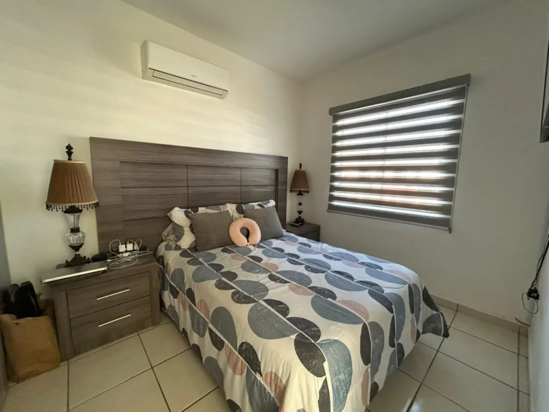 Recamara con buro Casa Venta Hacienda del Seminario