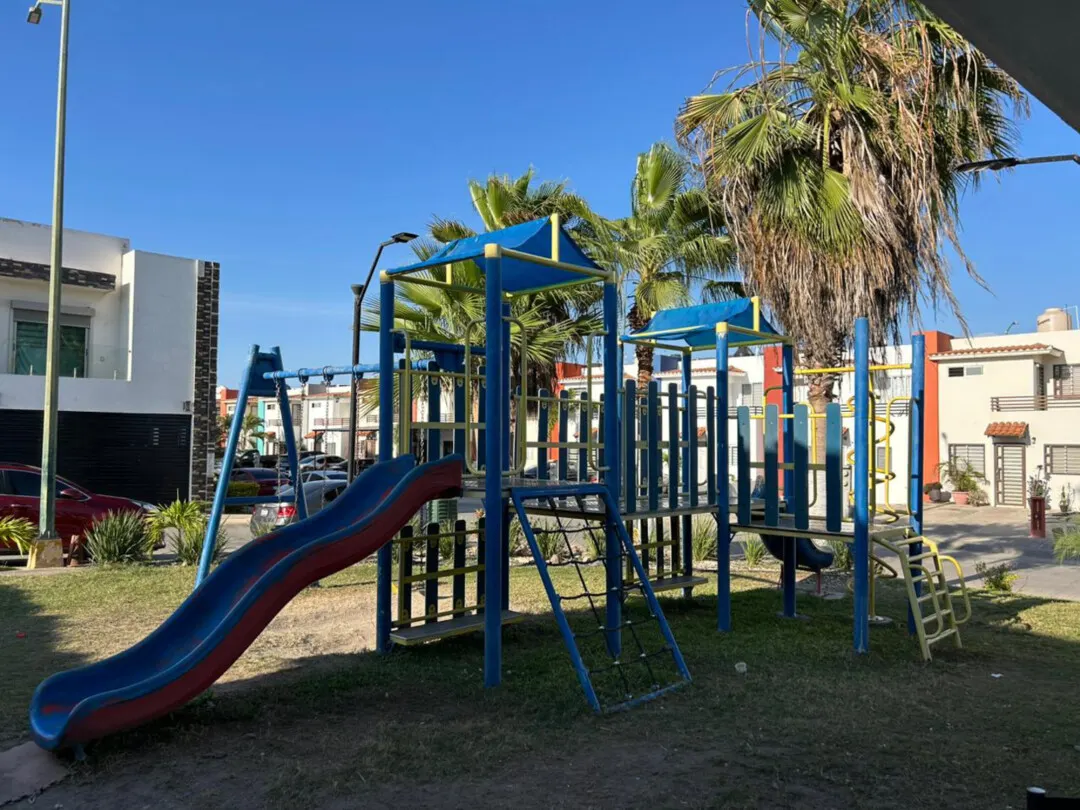 Juegos infantiles Casa Venta Hacienda del Seminario