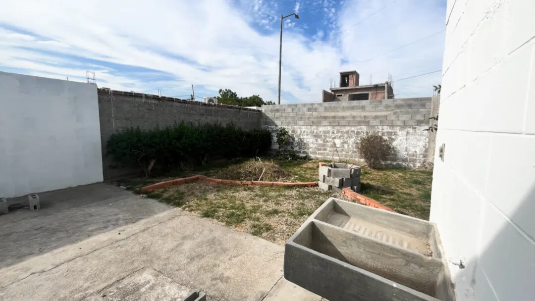 Patio de casa en esquina en Las Mañanitas Mazatlán