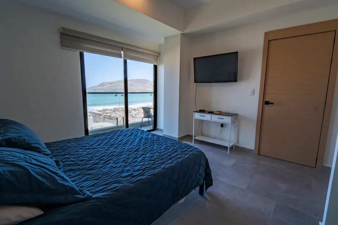 Depa zafira Daniel-22 Recámara con vista a la ciudad — Departamento en venta Torre Zafira, Mazatlán