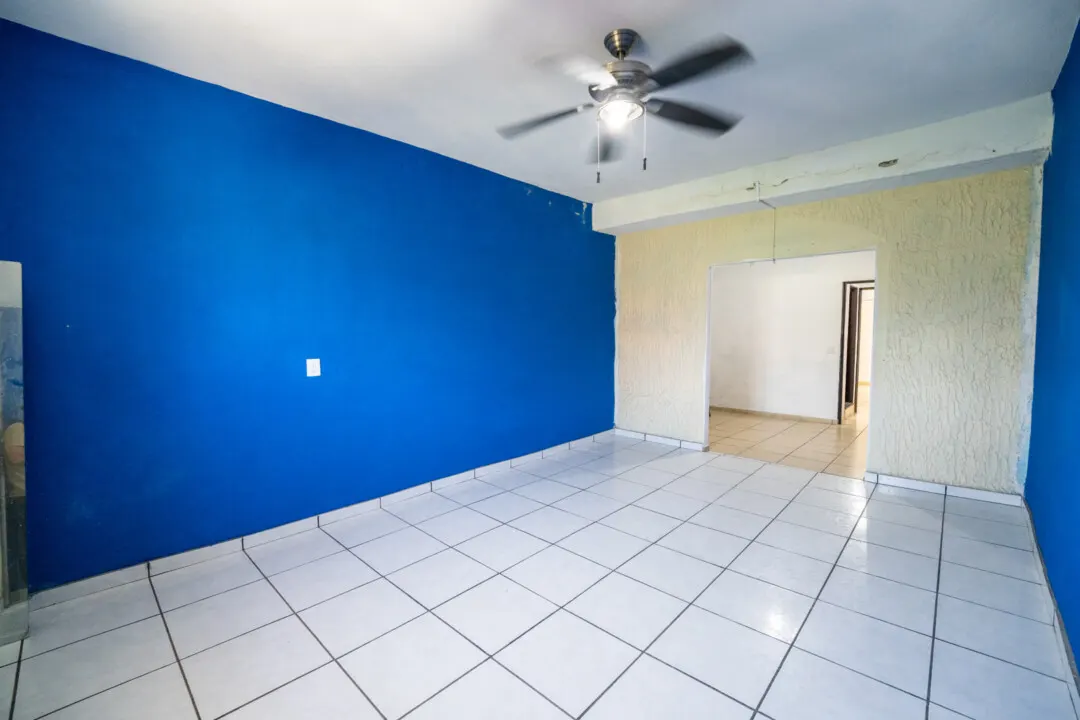 Casa Venados Daniel-15 Recámara amplia con ventilador de techo — Casa en venta Los Venados