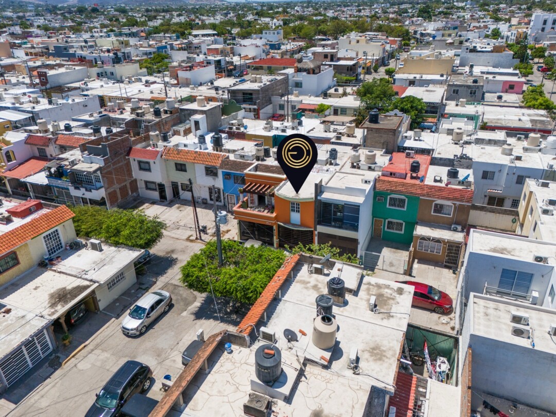 default Vista aérea de Fraccionamiento Los Venados con ubicación marcada, Mazatlán