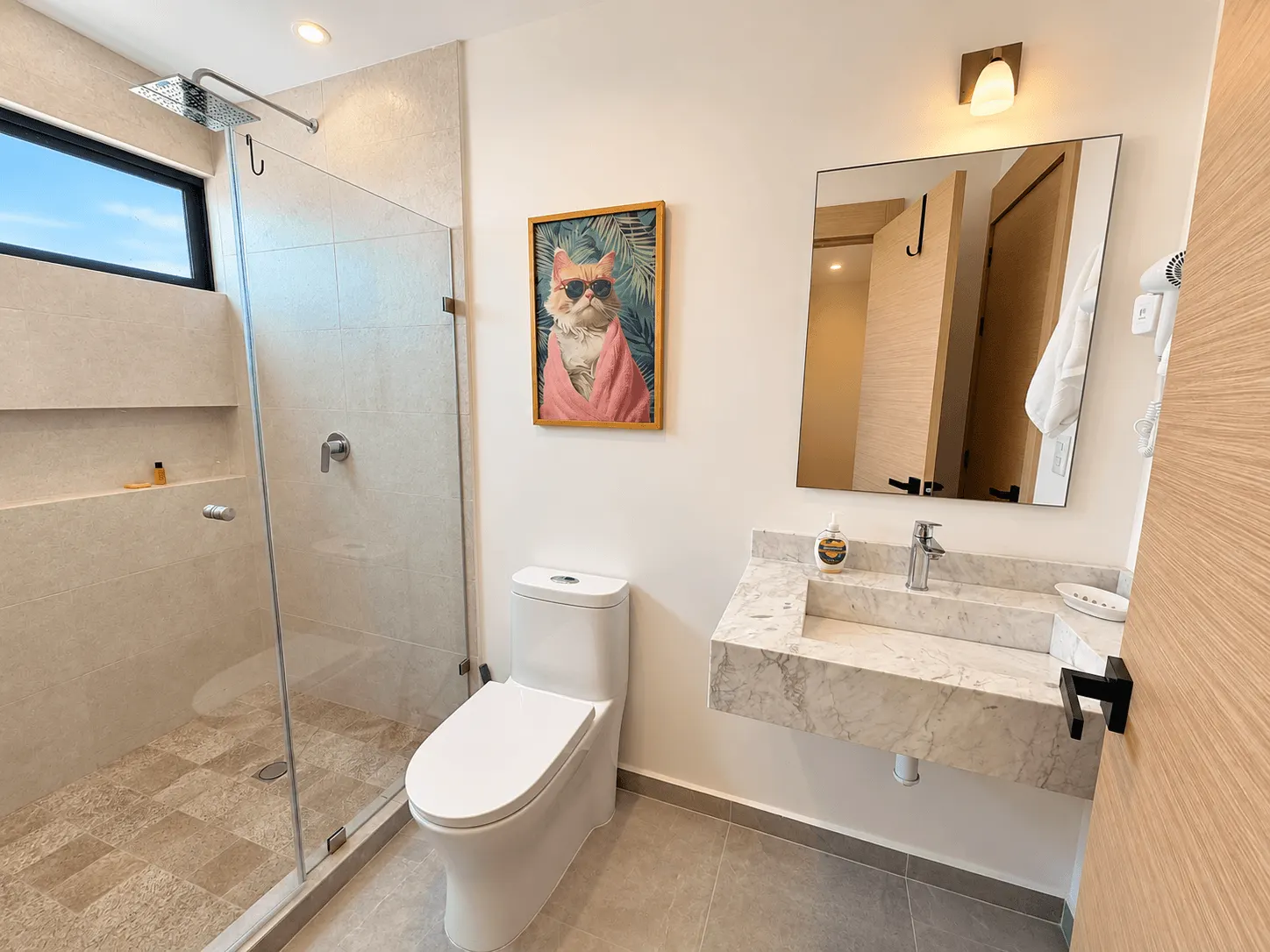 Departamento en Venta en Torre Zafira, Piso 7 con Vista al Mar – Sábalo Country, Zona Dorada