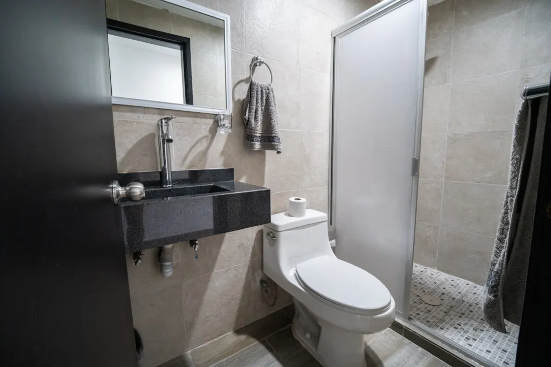 Departamento en Venta en Playa Sur Mazatlán, Torre Carrizo — Ideal para Inversión y Renta Vacacional