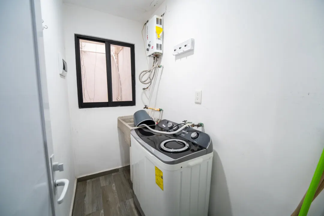 Departamento en Venta en Playa Sur Mazatlán, Torre Carrizo — Ideal para Inversión y Renta Vacacional