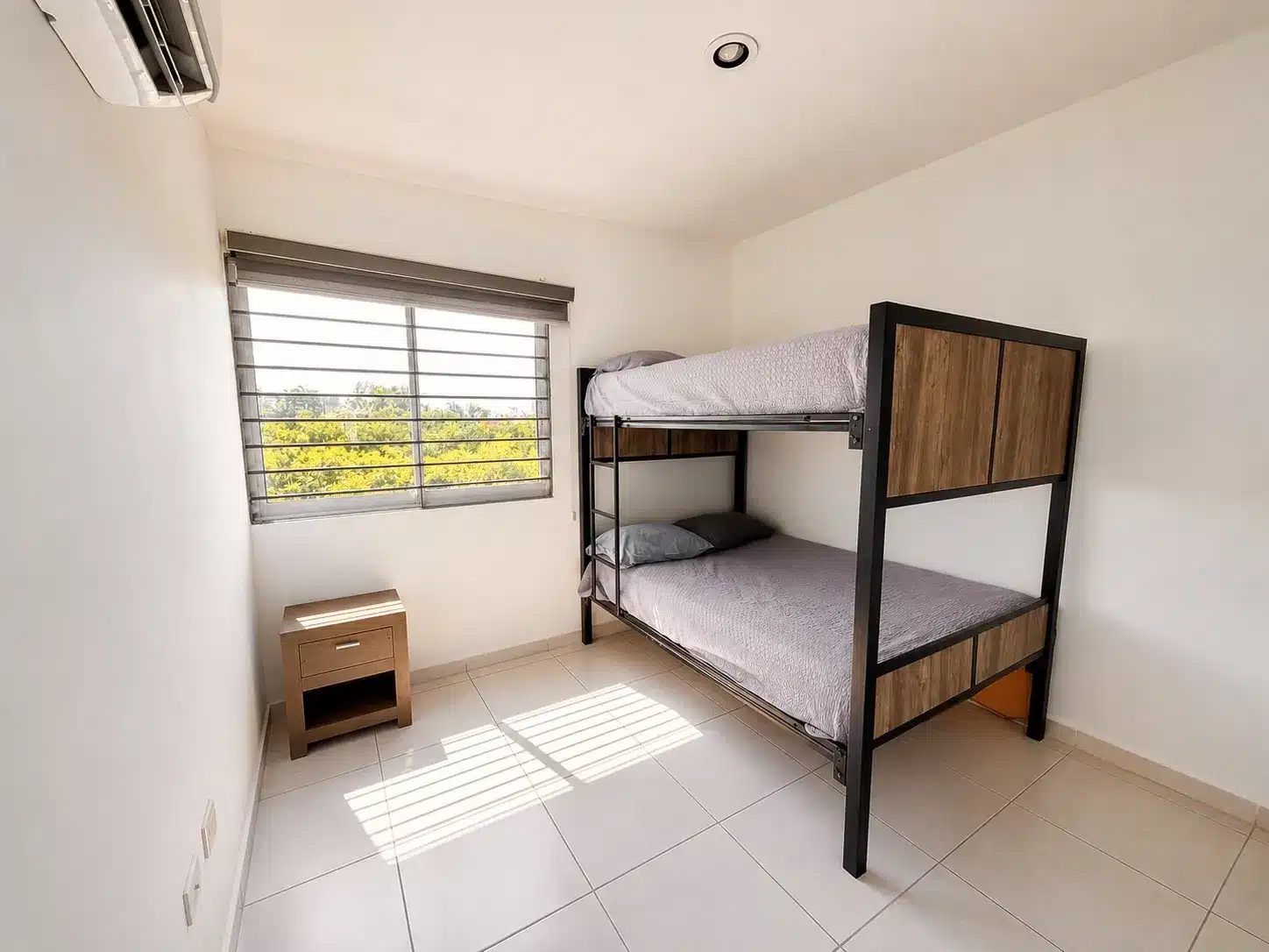 Alejandria-departamento-venta-Fabian-Mazatlan8 Recámara con litera individual, departamento Mazatlán