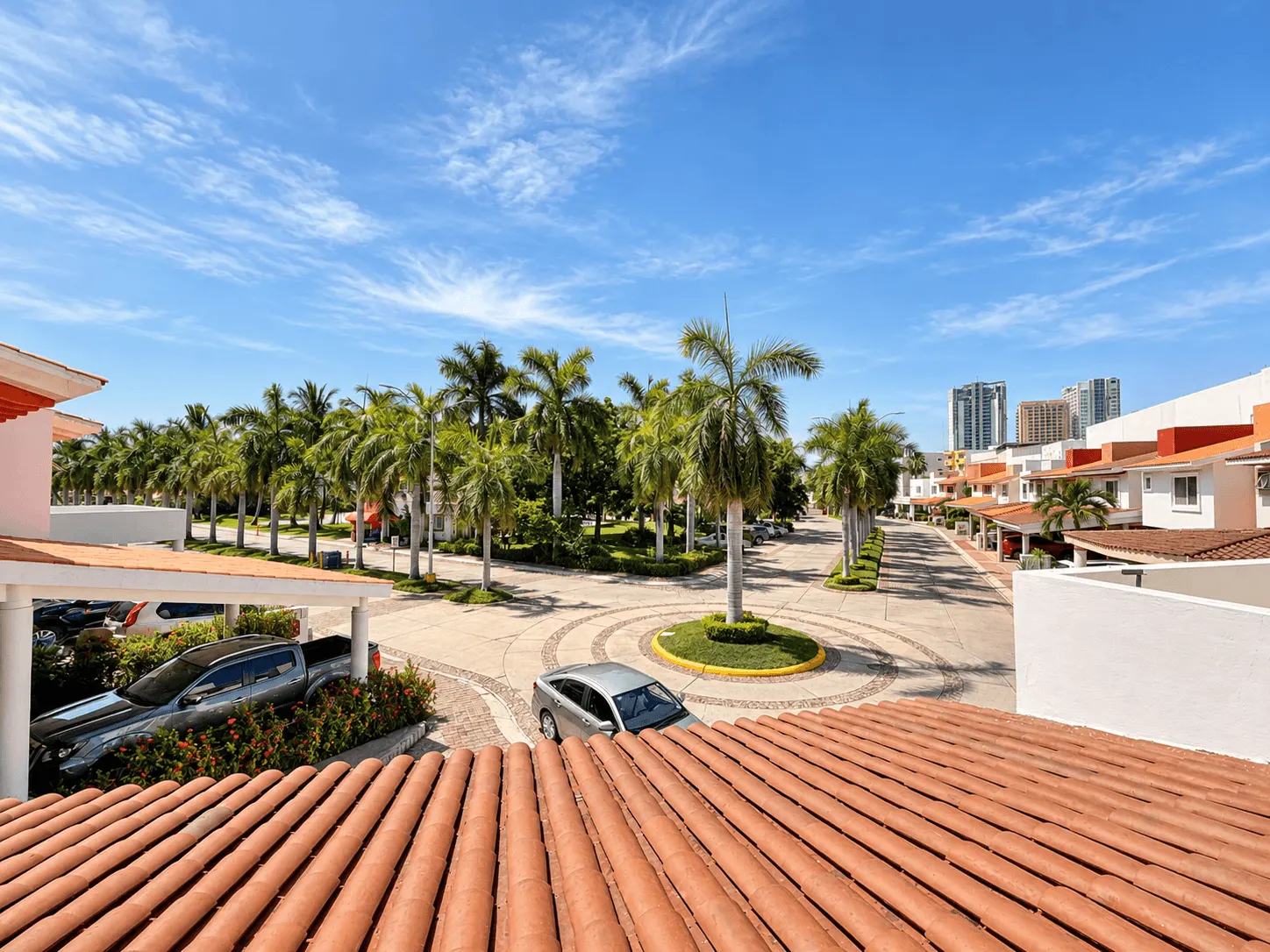 casa-renta-el-secreto-sabalo-country-mazatlan-moises-ocean-capital-group3 Vista desde la terraza hacia el fraccionamiento El Secreto