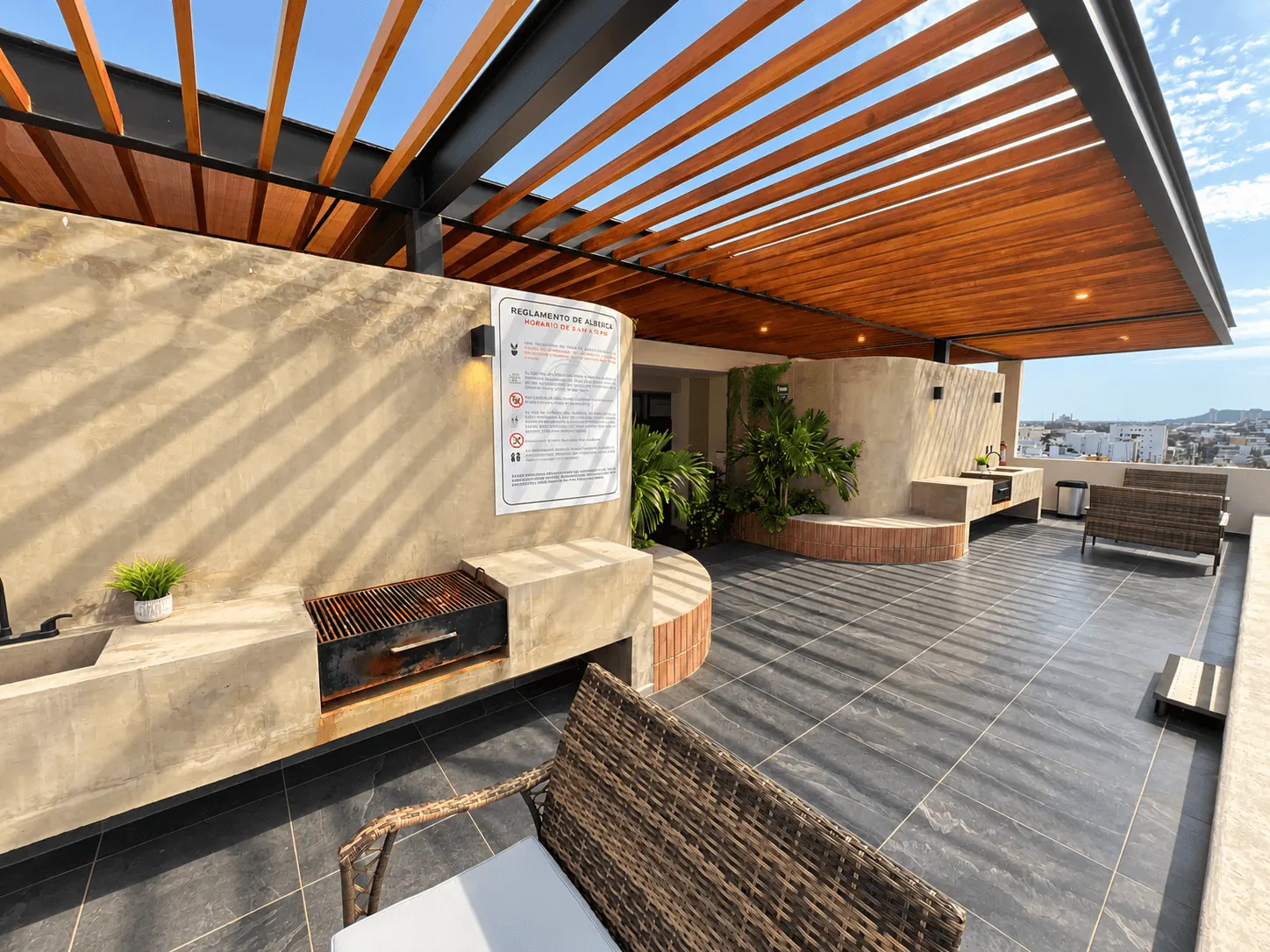 departamento-san-sebastian-palos-prieros-en-venta-mazatlan-malecon-16 Terraza del roof top con pérgola y asadores en Torre San Sebastián, Mazatlán